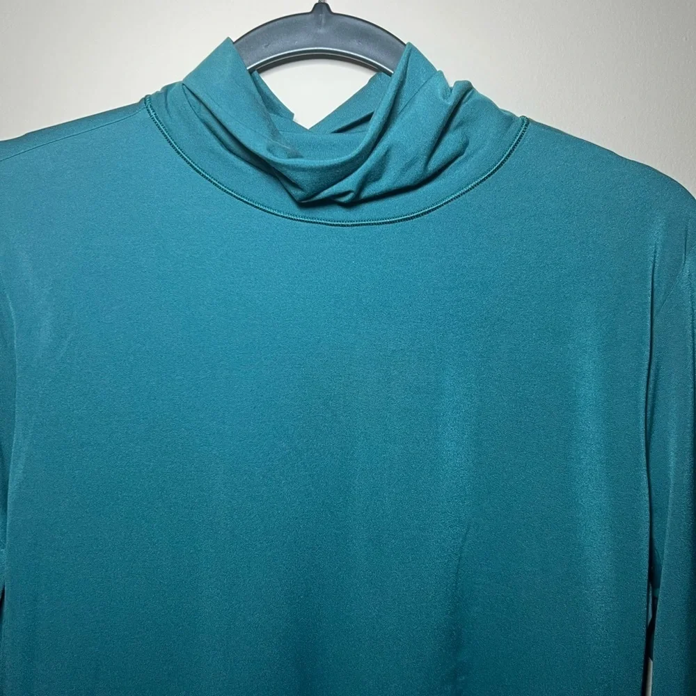 Lululemon Athletica Teal Long Sleeve Classic Night Out Turtleneck Bodysuit XL